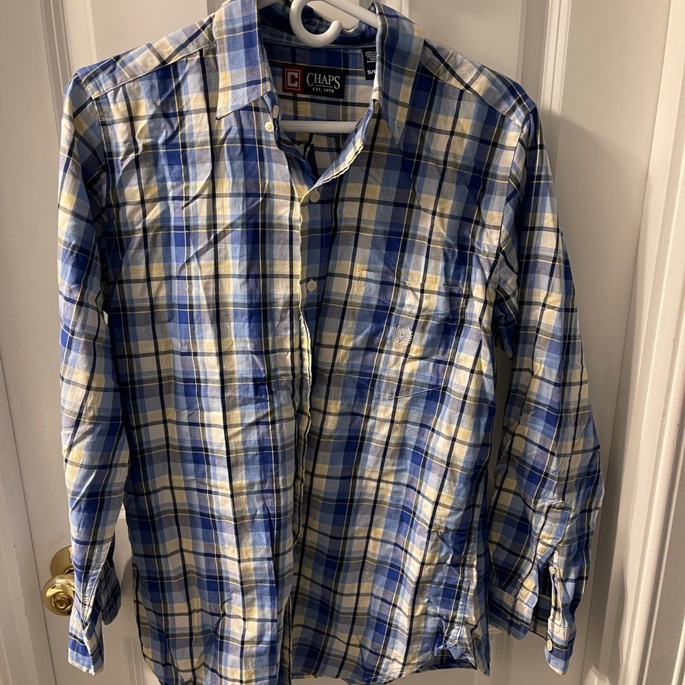 Men’s button down long sleeve shirt!